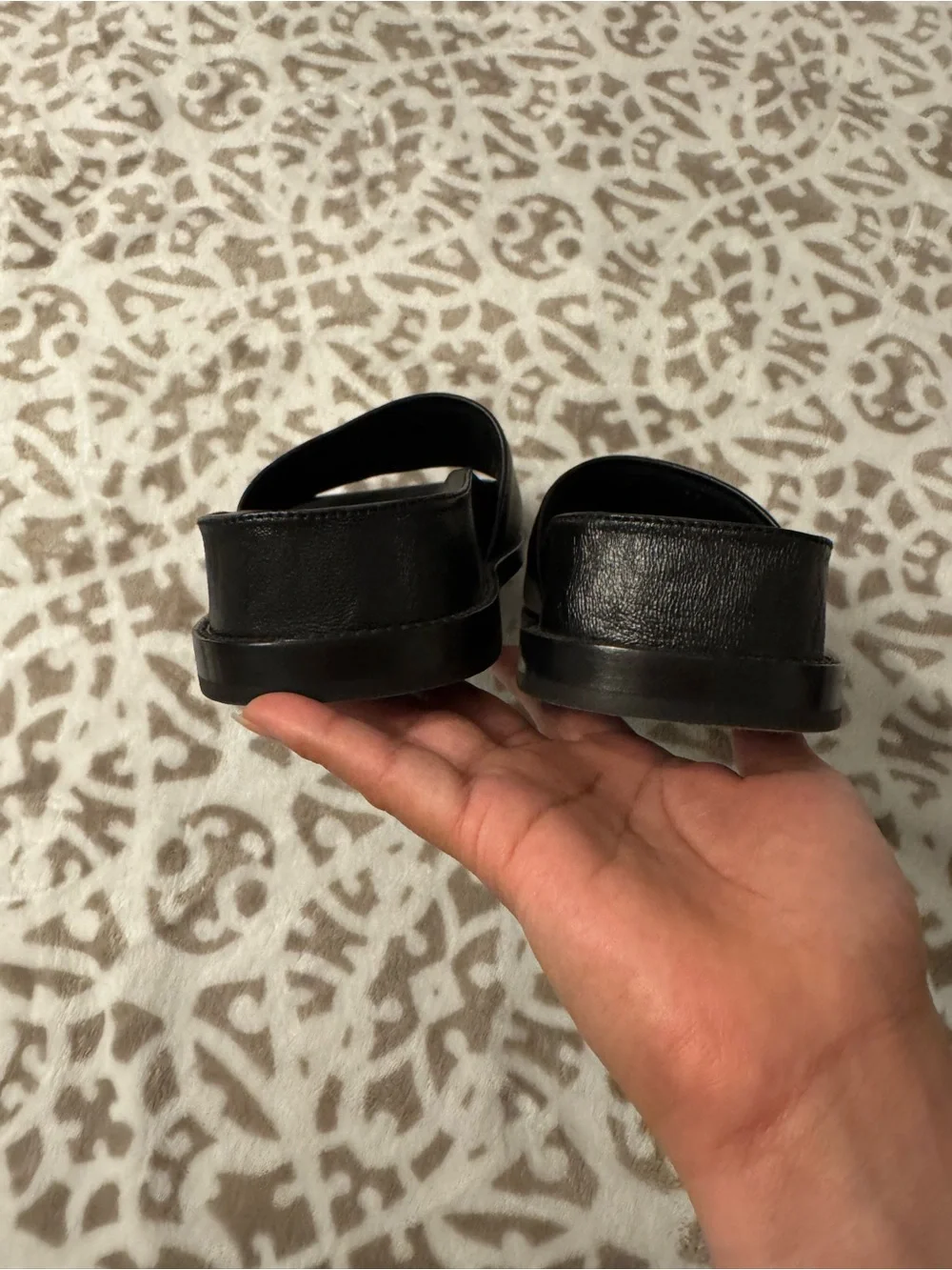 CHANEL ‘22 Black Multicolor Logo Leather Slides 39